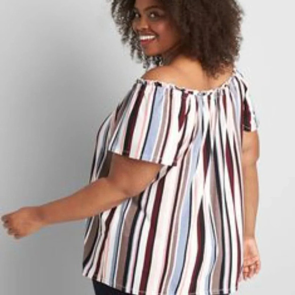 Lane Bryant Striped Off-The-Shoulder Subtle Swing Top in Size 26/28 - Picture 2 of 10